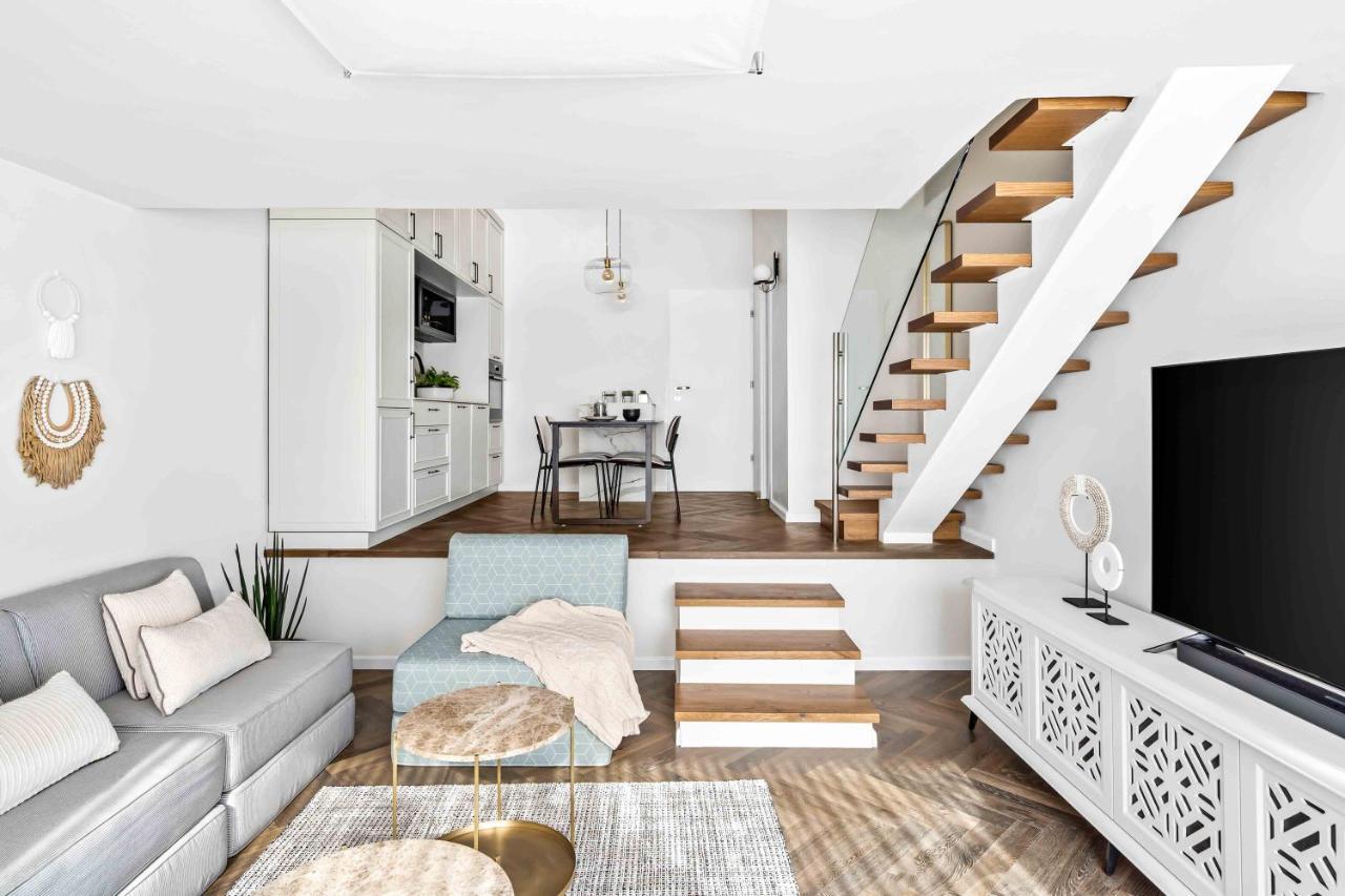 Elegant Duplex With Parking By Beachfront Stay Herzliya Ngoại thất bức ảnh